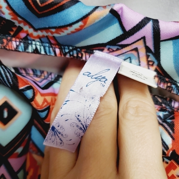 Alya skirt Multicolor geometric print  Casual Skirt M - Picture 4 of 6